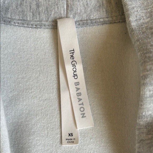 Aritzia Babaton Light Gray Cardigan - Picture 2 of 3